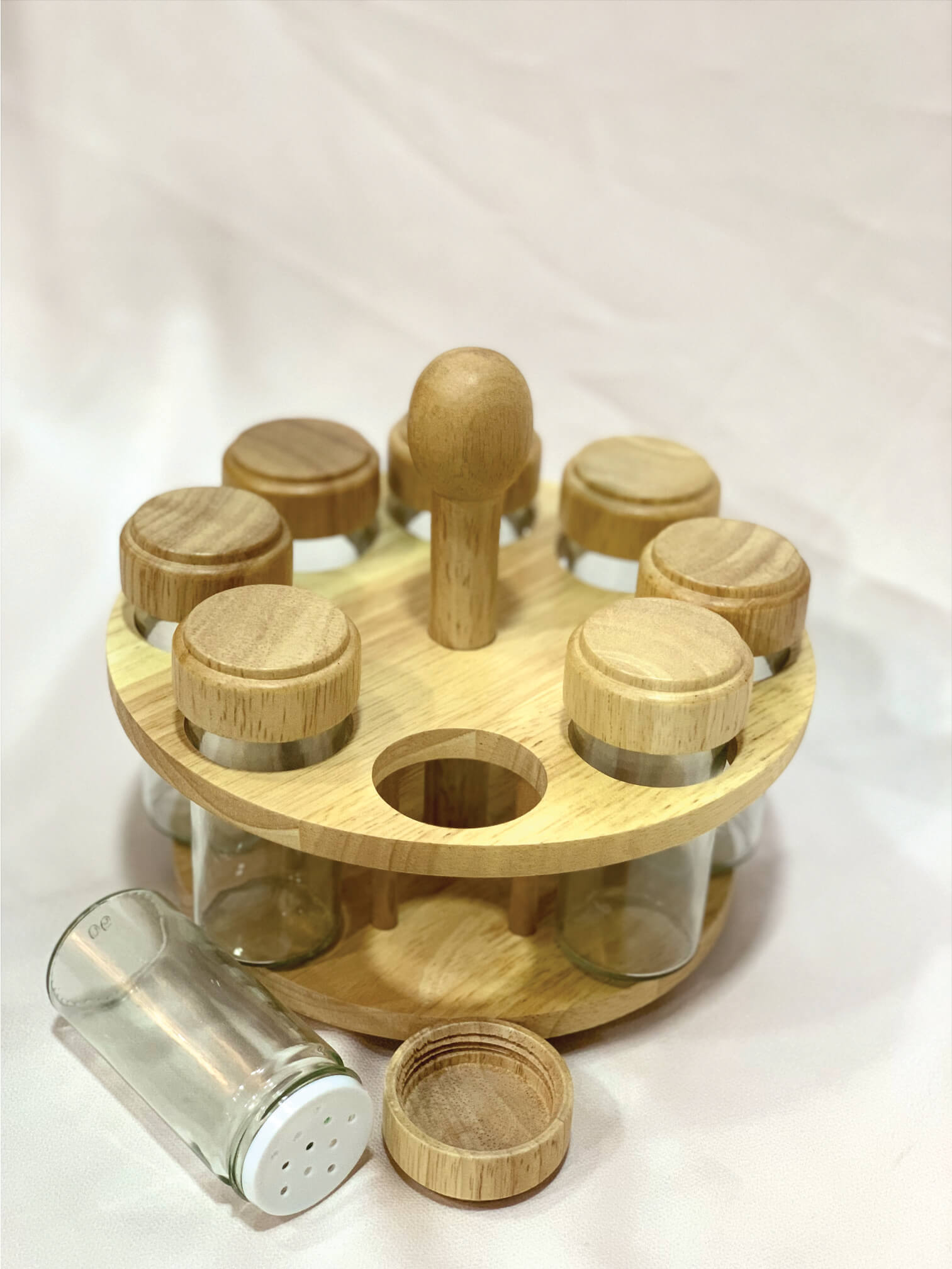 maskala-07.jpg Round Spice Rack With 8 Glass Jars - Image 3